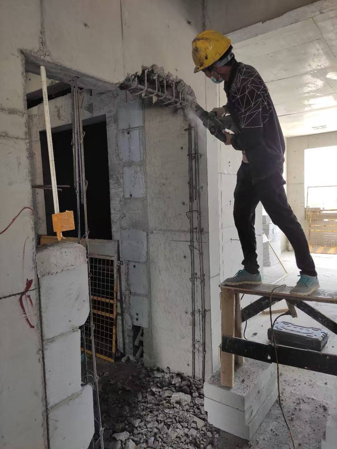 克拉玛依旧房改造房屋如何加固